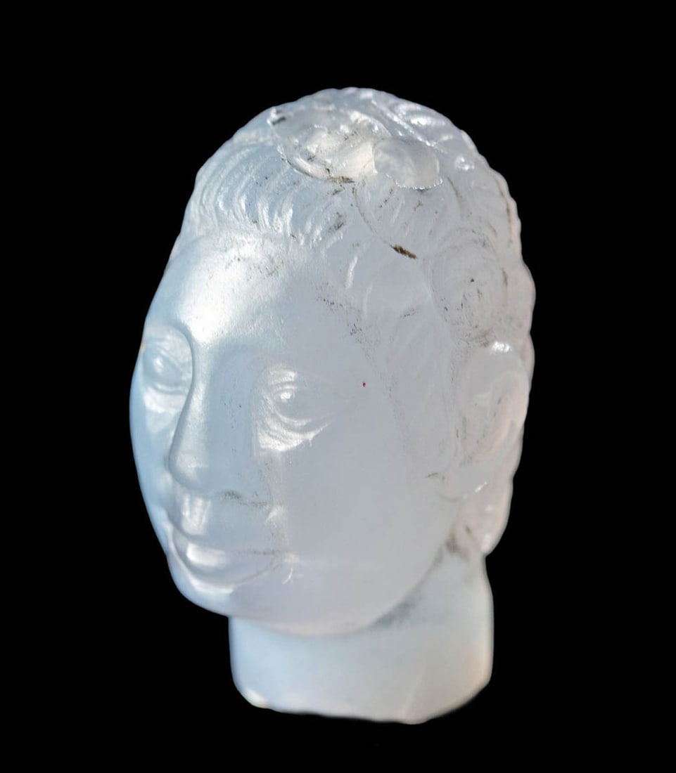 Chinese Chalcedony Buddha Head Bead / Pendant (1 of 4)