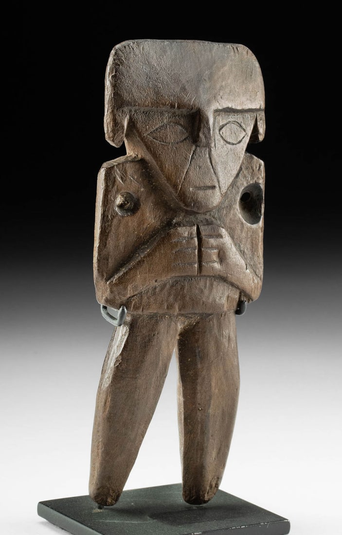 Chimu Wood Anthropomorphic Figure (1 of 3)