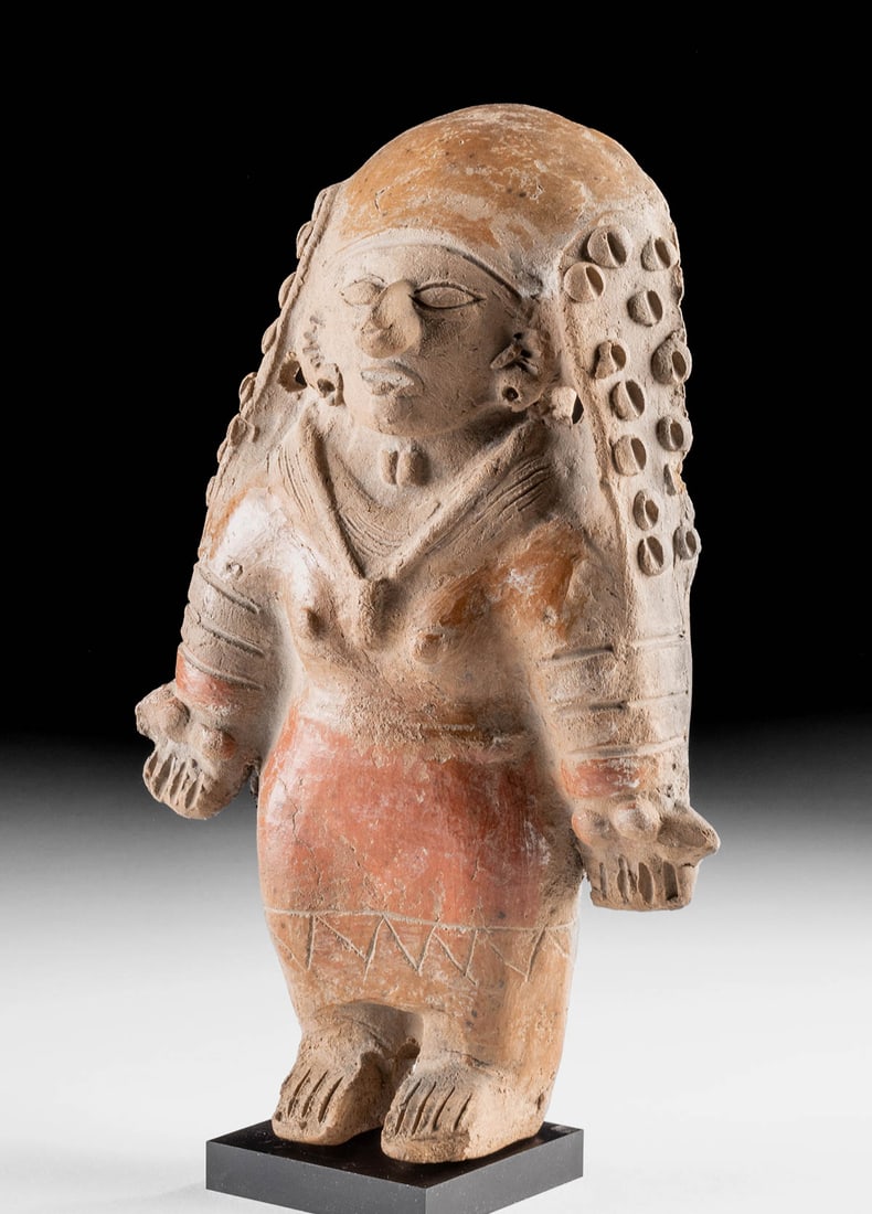 Jamacoaque Polychrome Female Ocarina Figure (1 of 3)