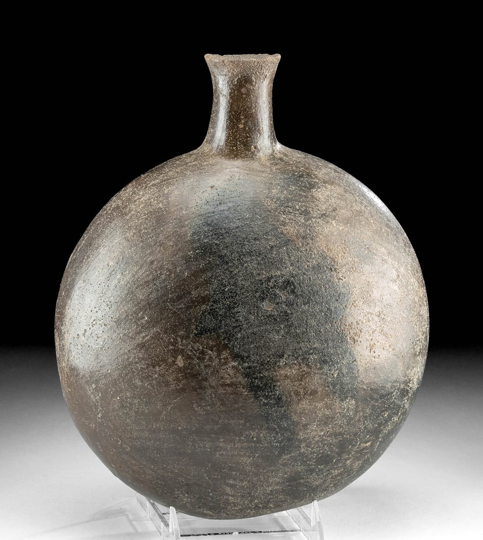 Large Chimu-Inca Blackware Vessel (1 of 3)
