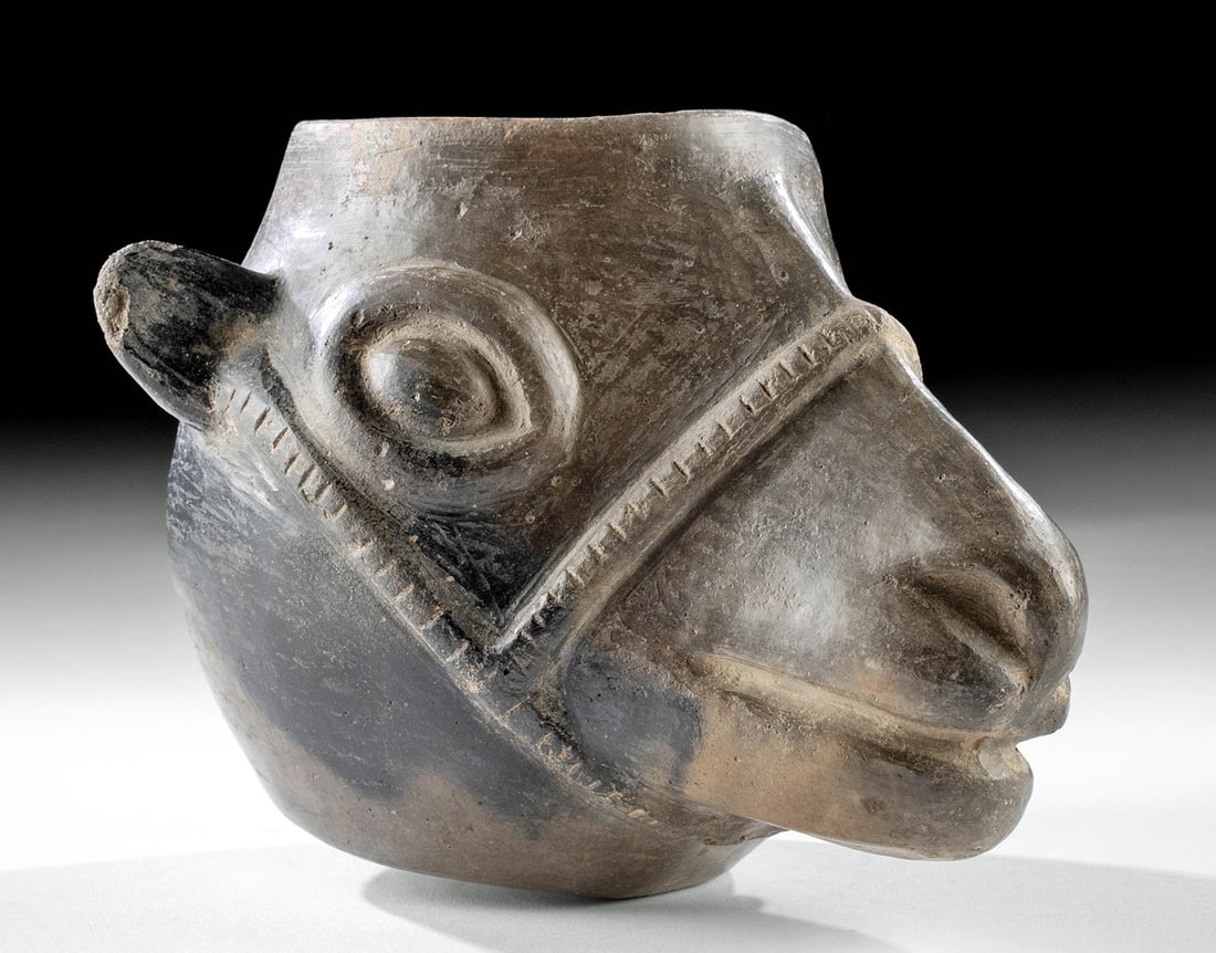 Fine Chimu Blackware Llama Head Effigy Vessel (1 of 5)