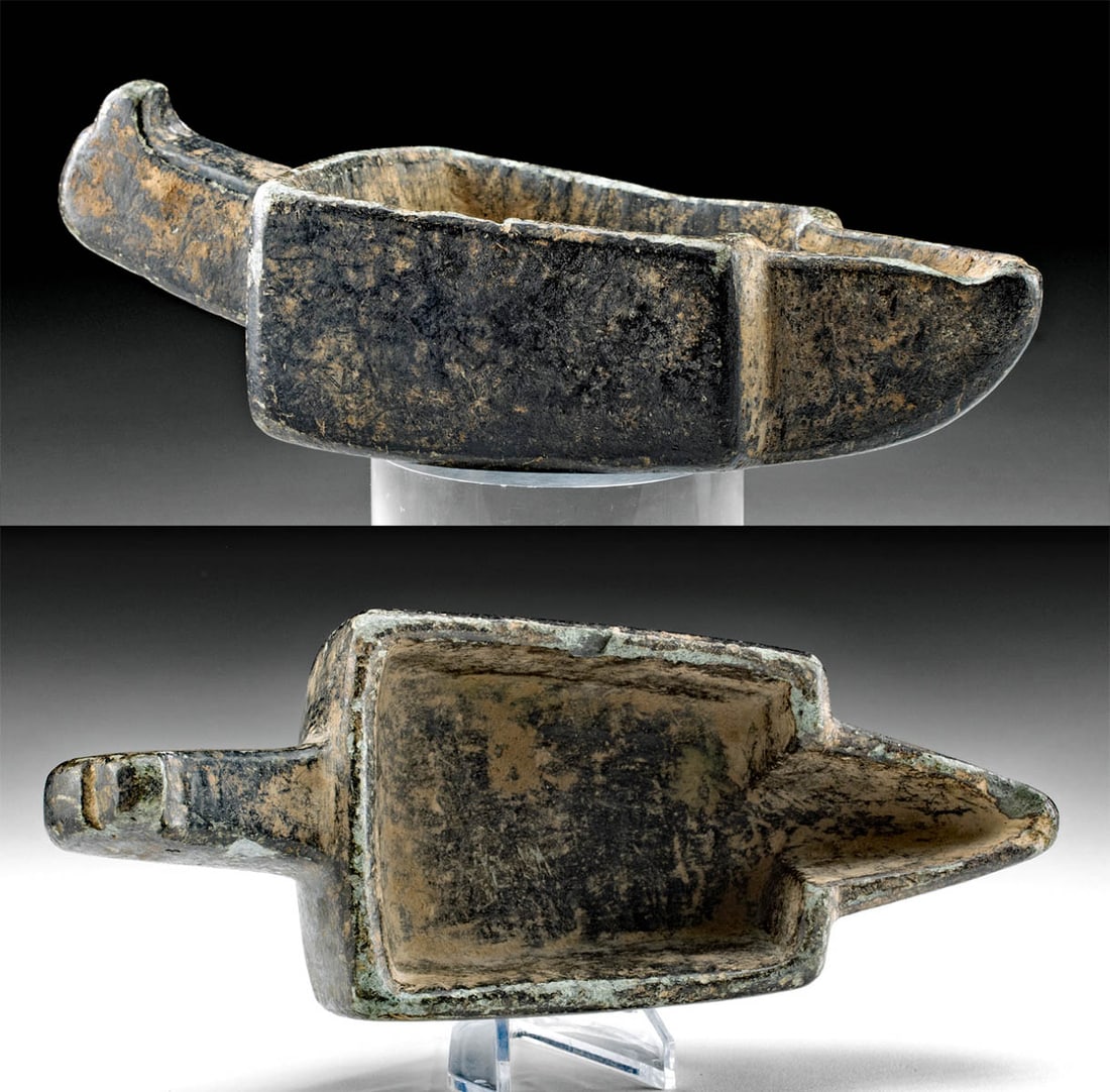 Impressive Bactrian Schist Oil Lamp, Eagle-Form (1 of 5)