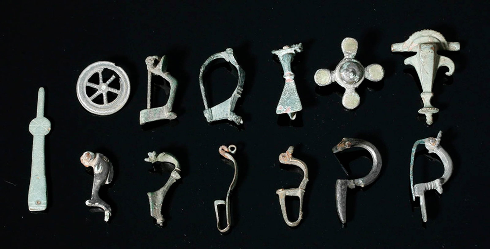13 Roman Bronze Fibulas & Tool Attachment (1 of 8)