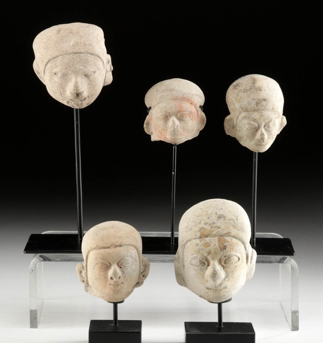 Group of 5 Jamacoaque Pottery Heads (1 of 4)