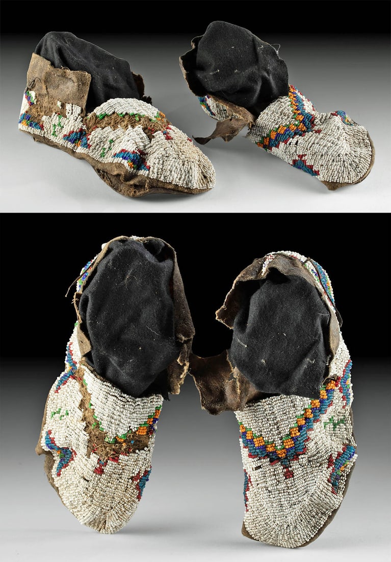 19th C. Native American Sioux Beaded Leather Moccasins (1 of 4)