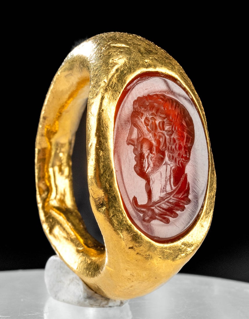 Roman 23K+ Gold Ring w/ Carnelian Intaglio (1 of 4)