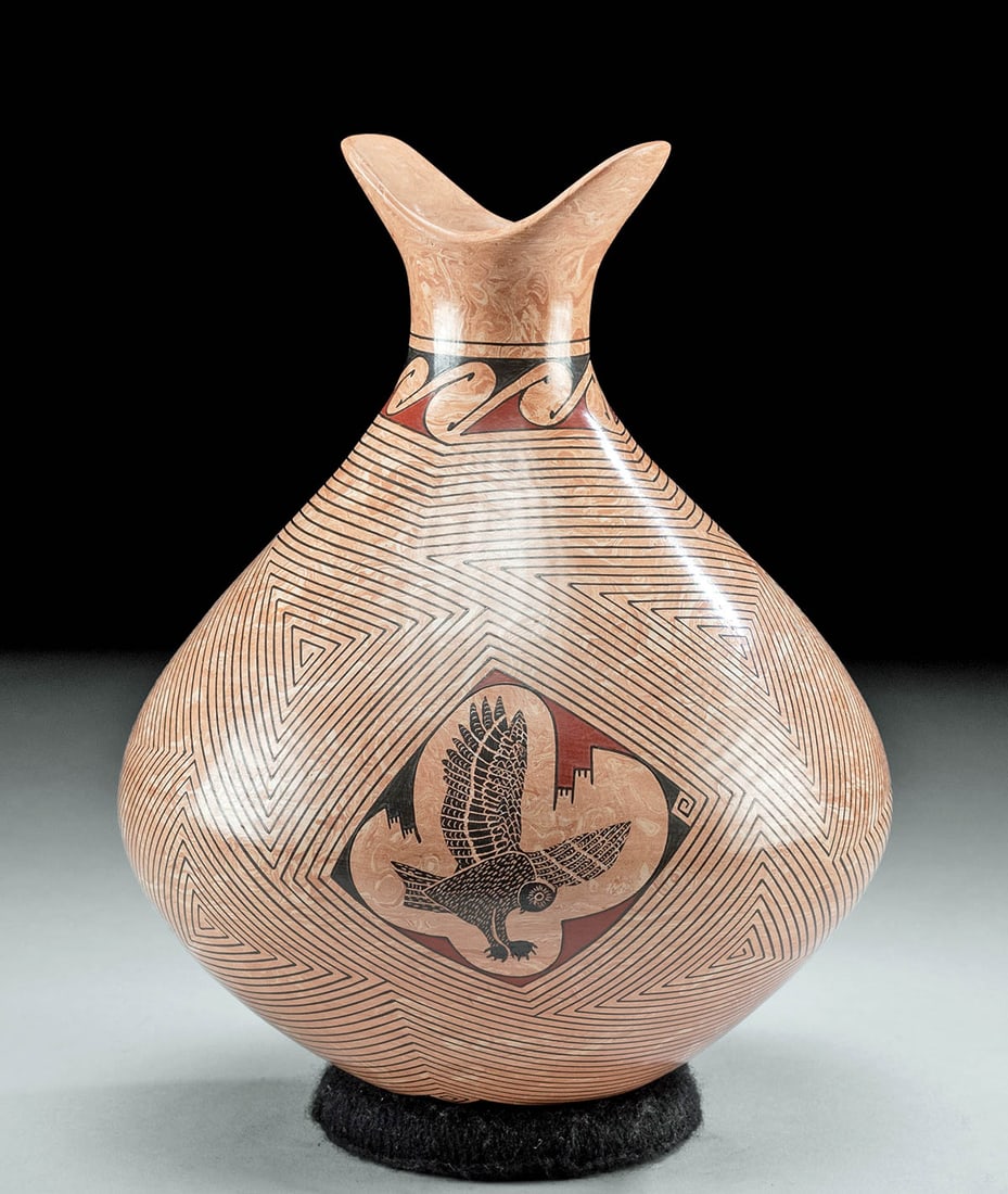 Mata Ortiz Pottery Jar by Cesar Dominguez (1 of 5)