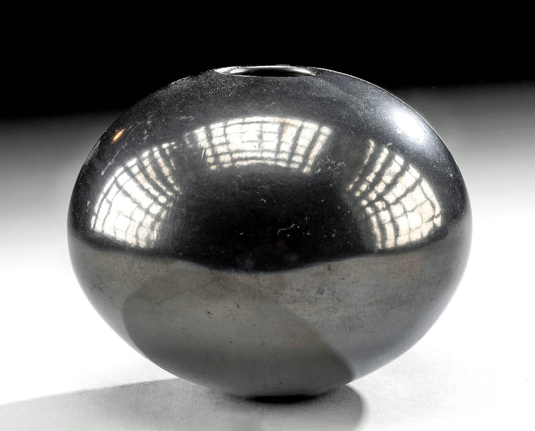 Mata Ortiz Blackware Olla by Anastacia Villa (1 of 5)