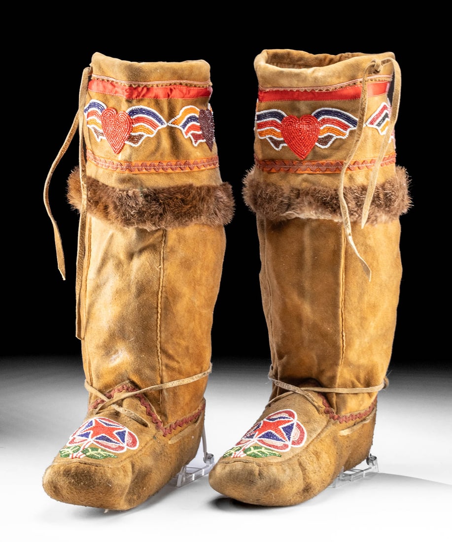 Native Alaskan Athabascan Beaded Hide Mukluks (1 of 4)