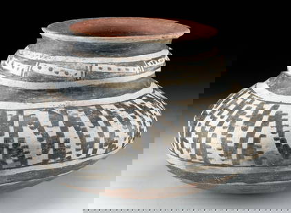 Prehistoric Anasazi Gila Polychrome Olla, Squash Form: North America, Southwest, Central eastern Arizona, Ancestral Puebloan (Anasazi), Greater Mogollon, Greater Salado, Upper Gila (Highland Salado), ca. 1250 to 1350 CE. A delightful pottery jar with a