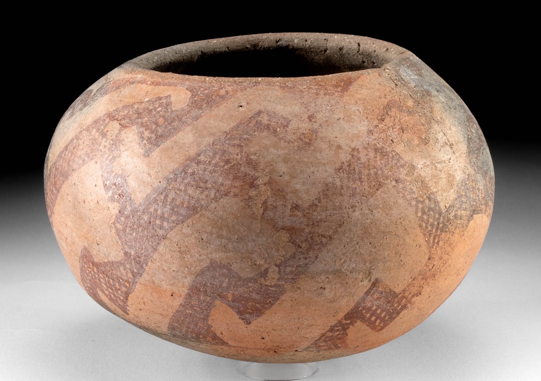 Native American San Carlos Red-On-Brown Olla (1 of 3)