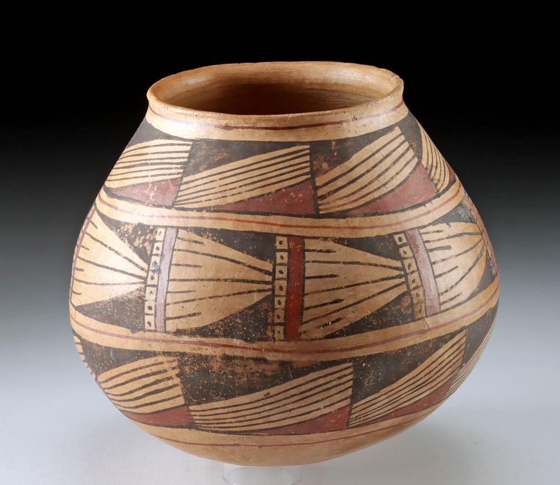 Casas Grandes Ramos Polychrome Pottery Jar (1 of 3)
