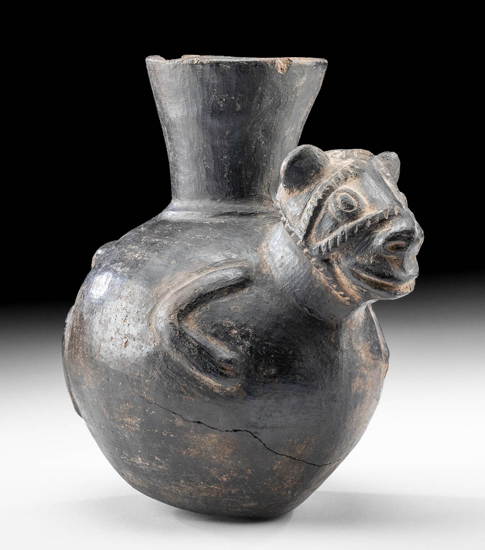 Cute Chimu Blackware Effigy Llama Jar (1 of 5)
