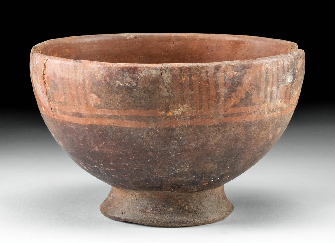 Narino Pottery Footed Bowl w/ Linear Motifs (1 of 5)