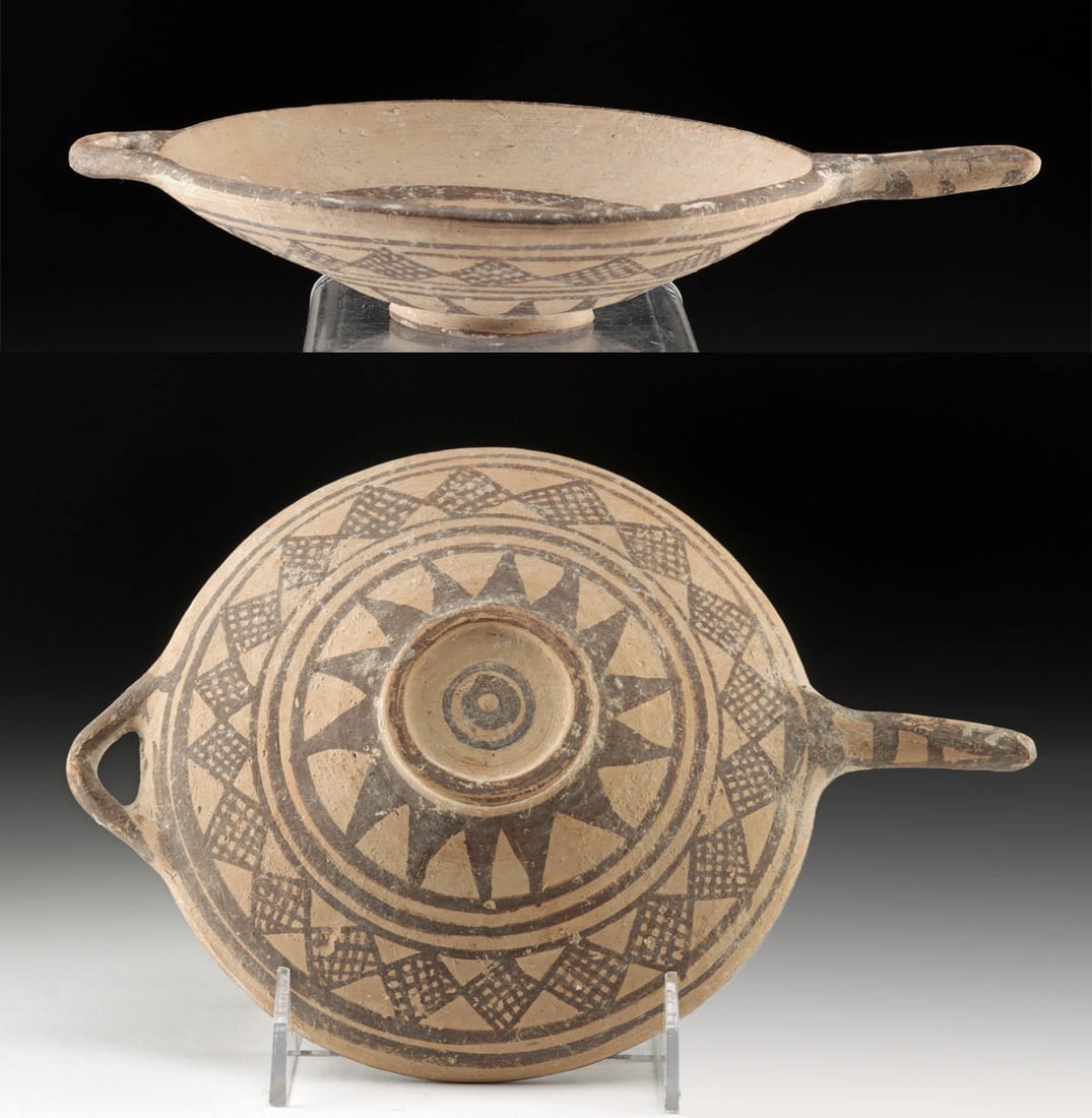 Fine Cypriot Patera, White-Painted II / III Ware (1 of 4)