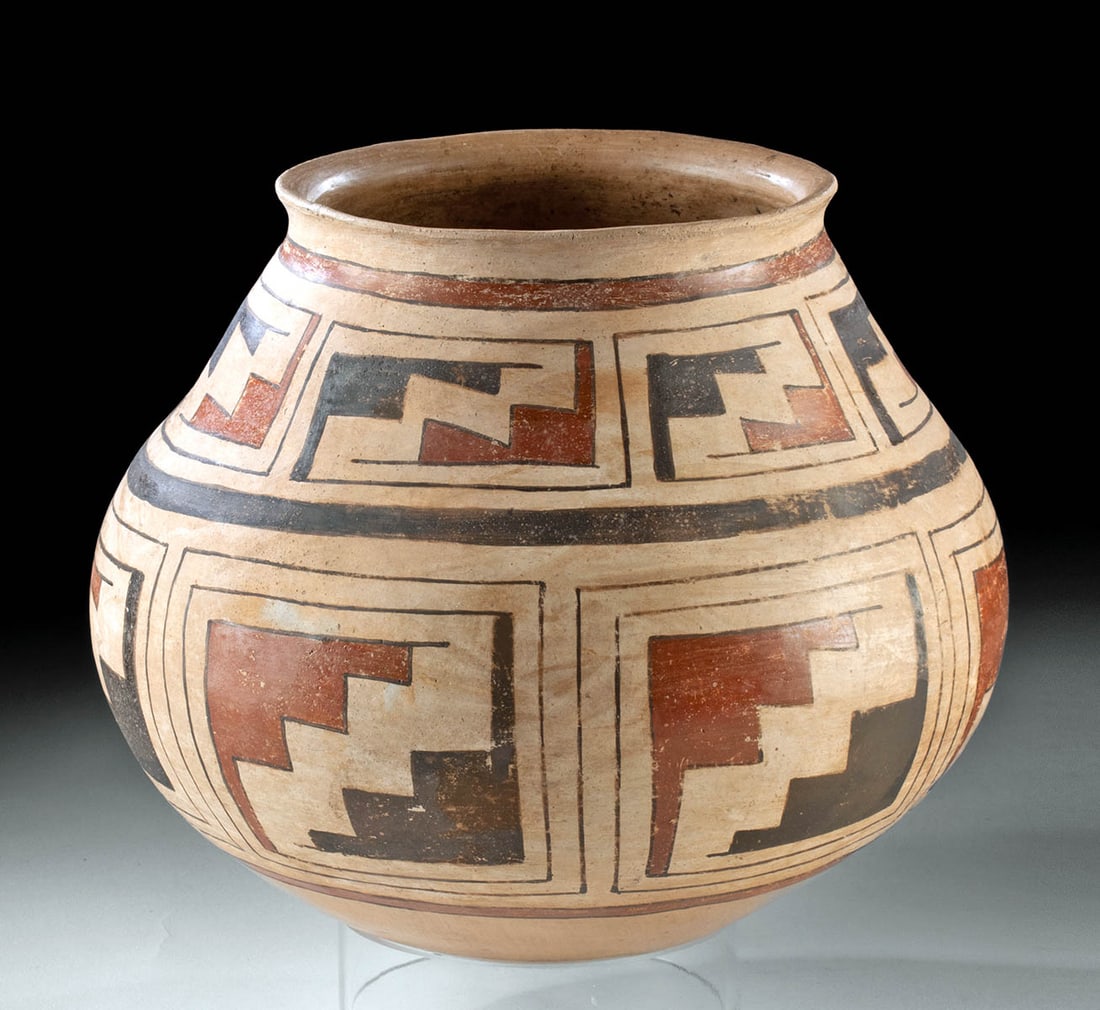 Casas Grandes Ramos Polychrome Olla (1 of 3)