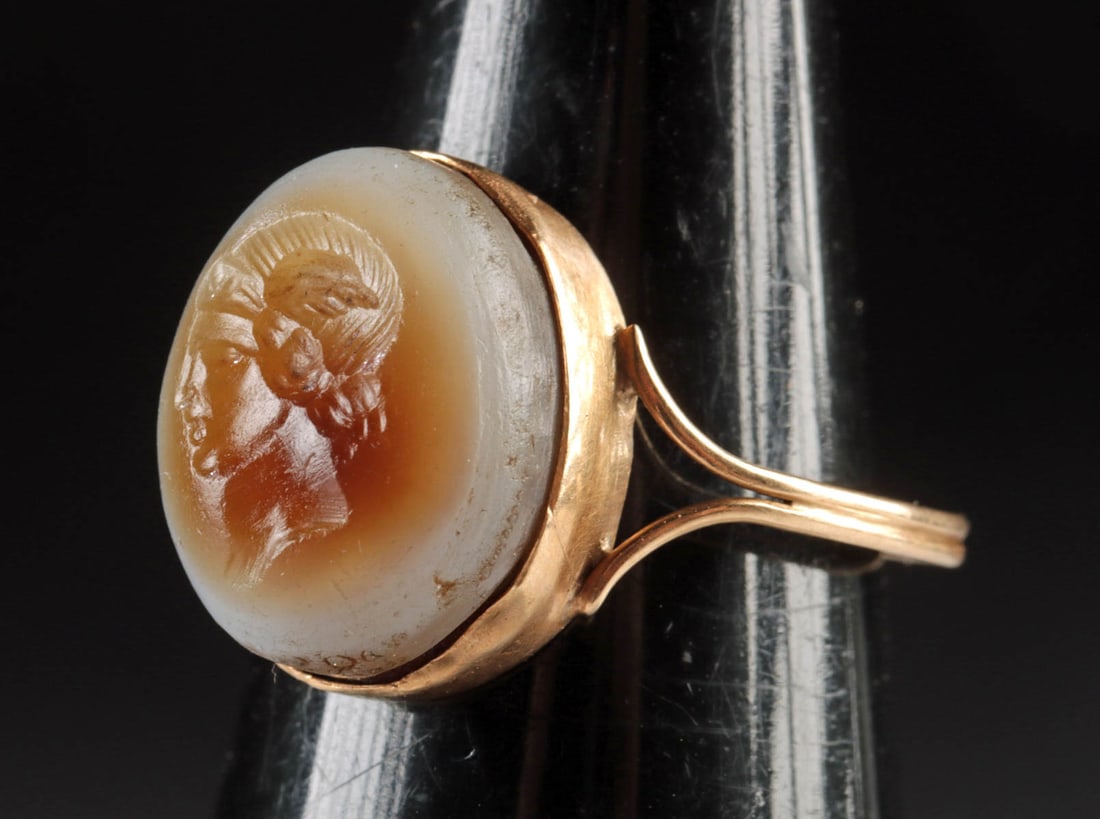 Neoclassical Banded Agate Intaglio Hermes (Gold Ring) (1 of 3)