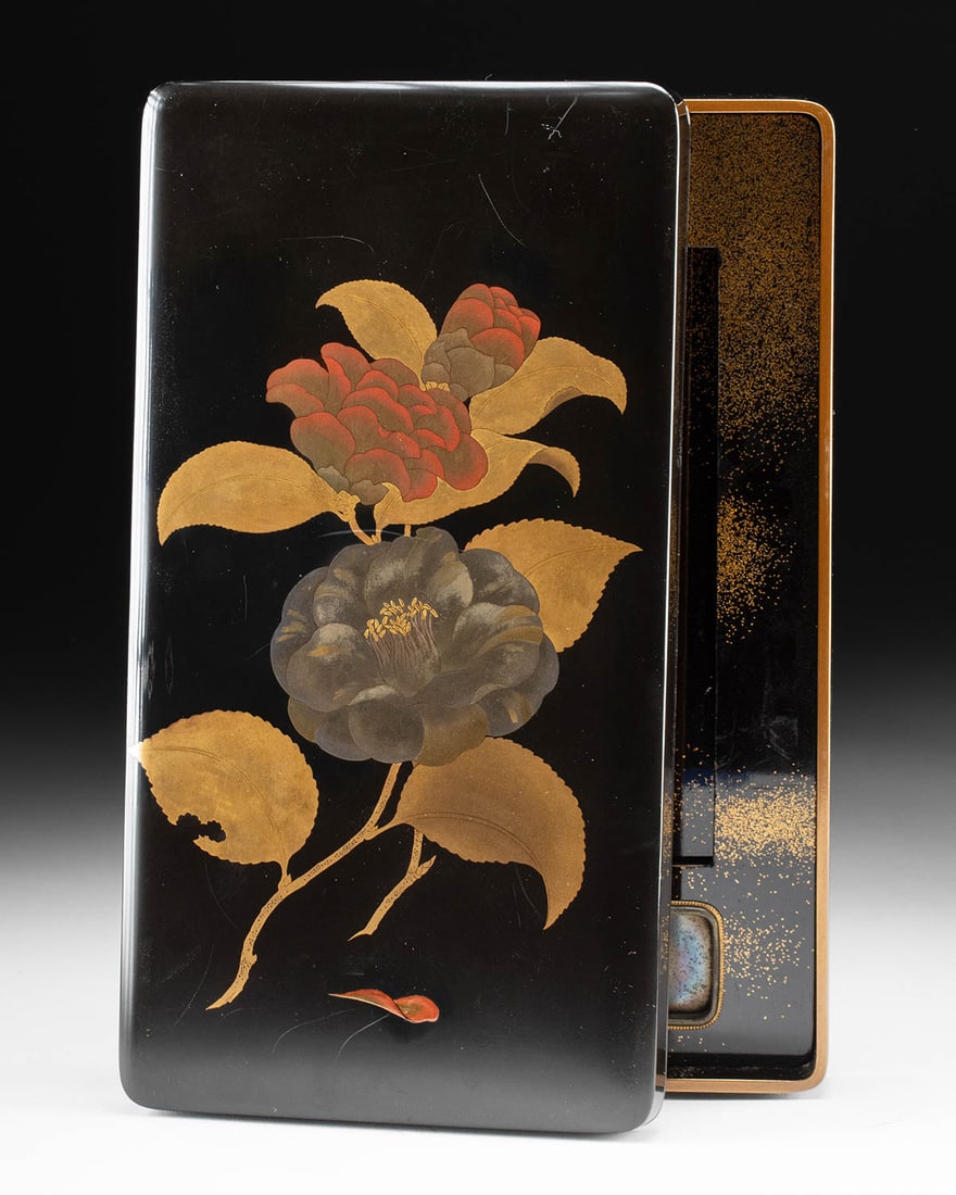 Japanese Meiji Gilt Lacquered Suzuri-Bako (Writing Box) (1 of 5)