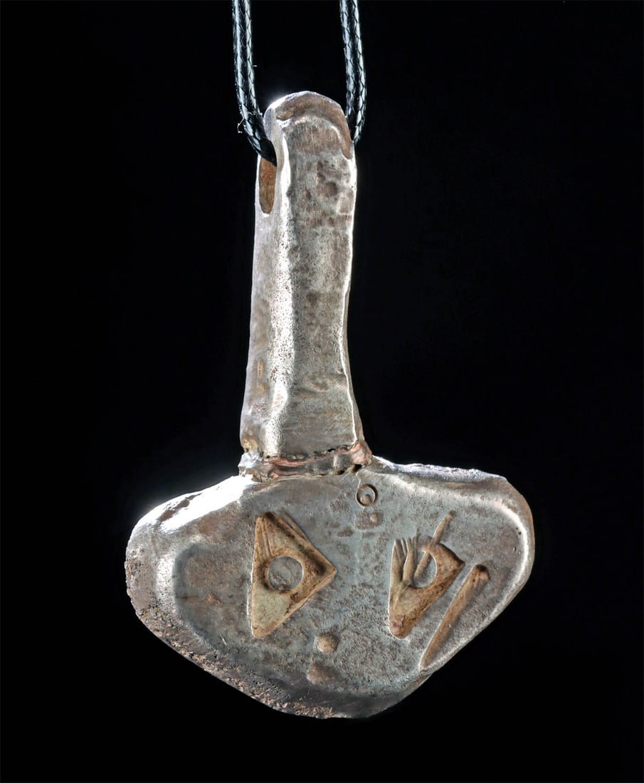 Viking Silver Mjolnir Pendant (Thor's Hammer) (1 of 3)
