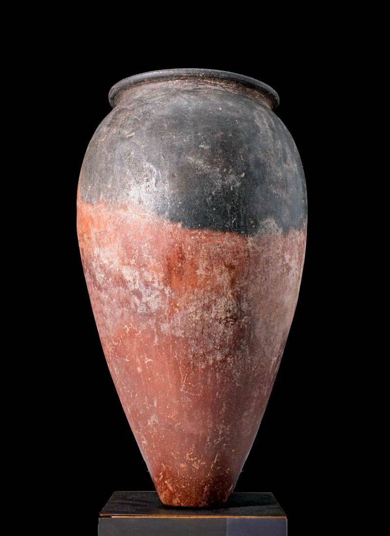 Huge Egyptian Predynastic Naqada I Blacktop Vessel (1 of 7)