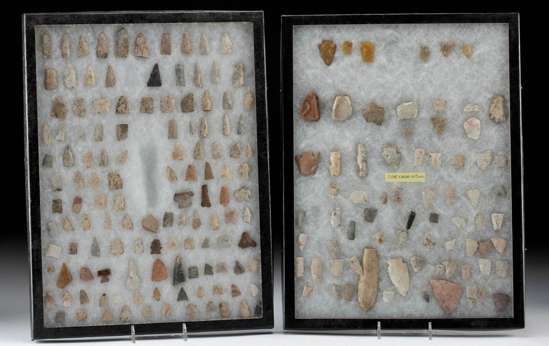Lot of 197 Native American Stone Arrowheads (1 of 2)