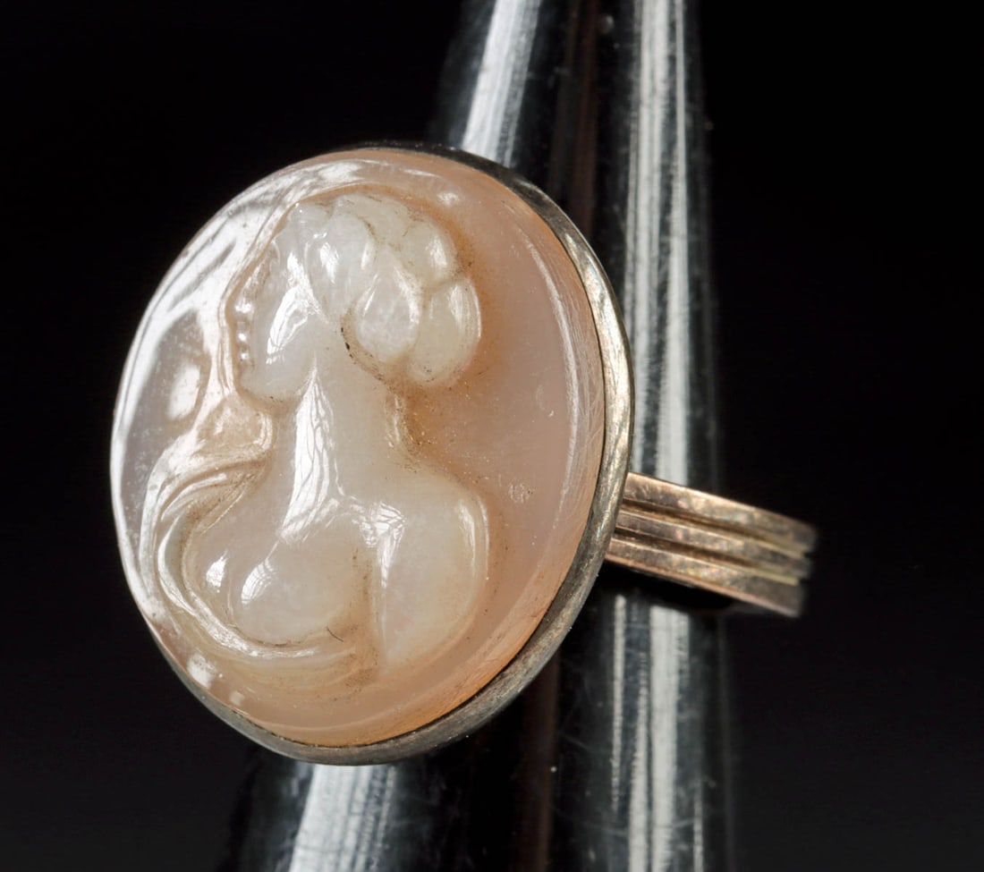 17th C. English / French Sardonyx Cameo (Copper Ring) (1 of 3)