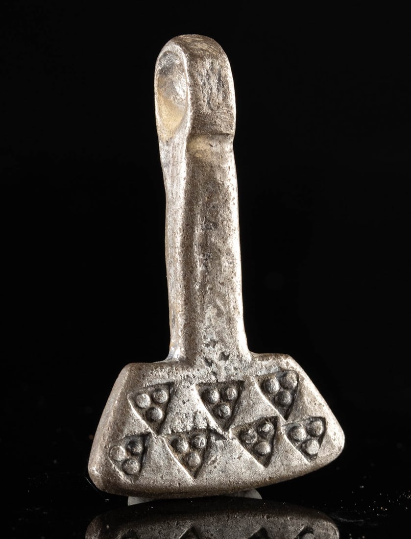 Viking Silver Mjolnir Pendant, Thor's Hammer (1 of 3)