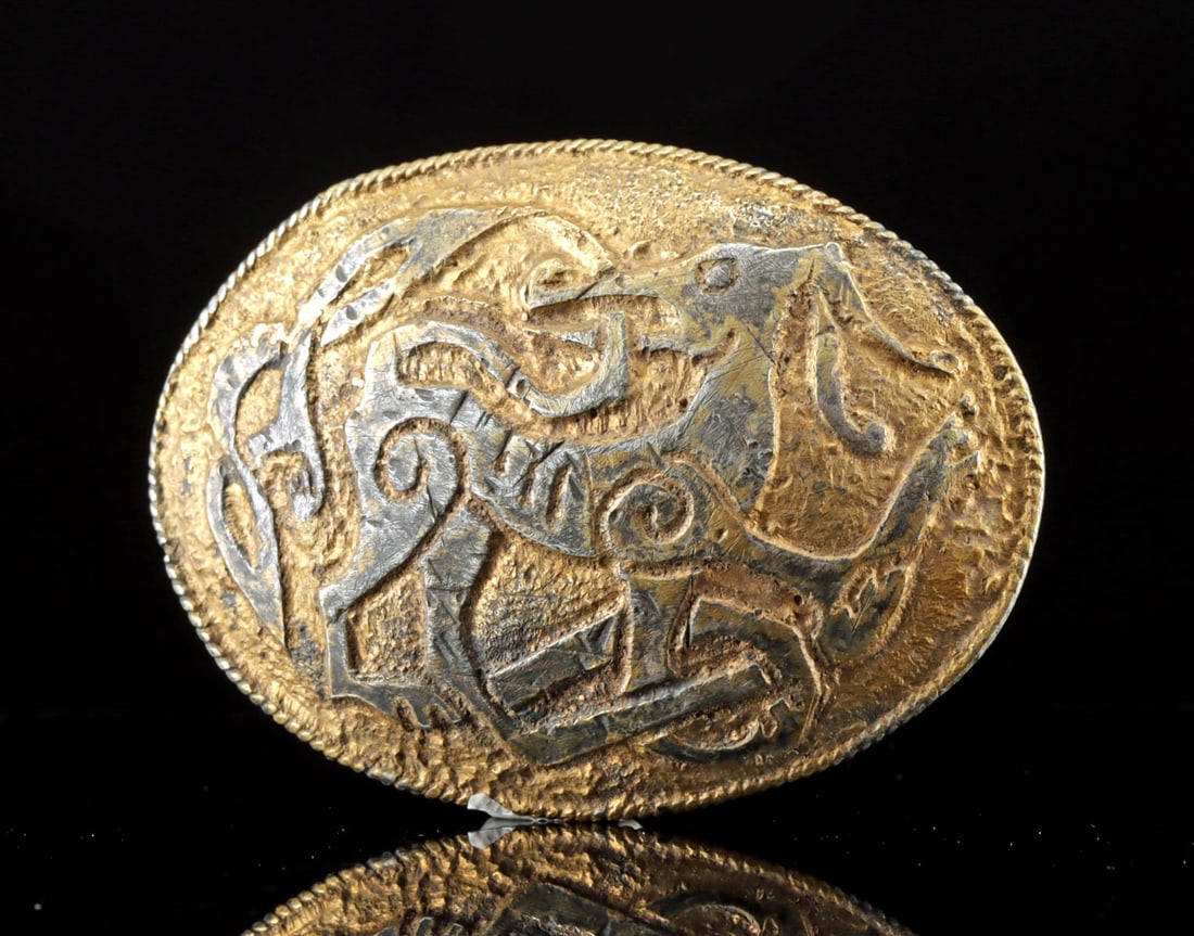 Viking Jellinge Gilt Silver Belt Buckle - Fenrir? (1 of 2)