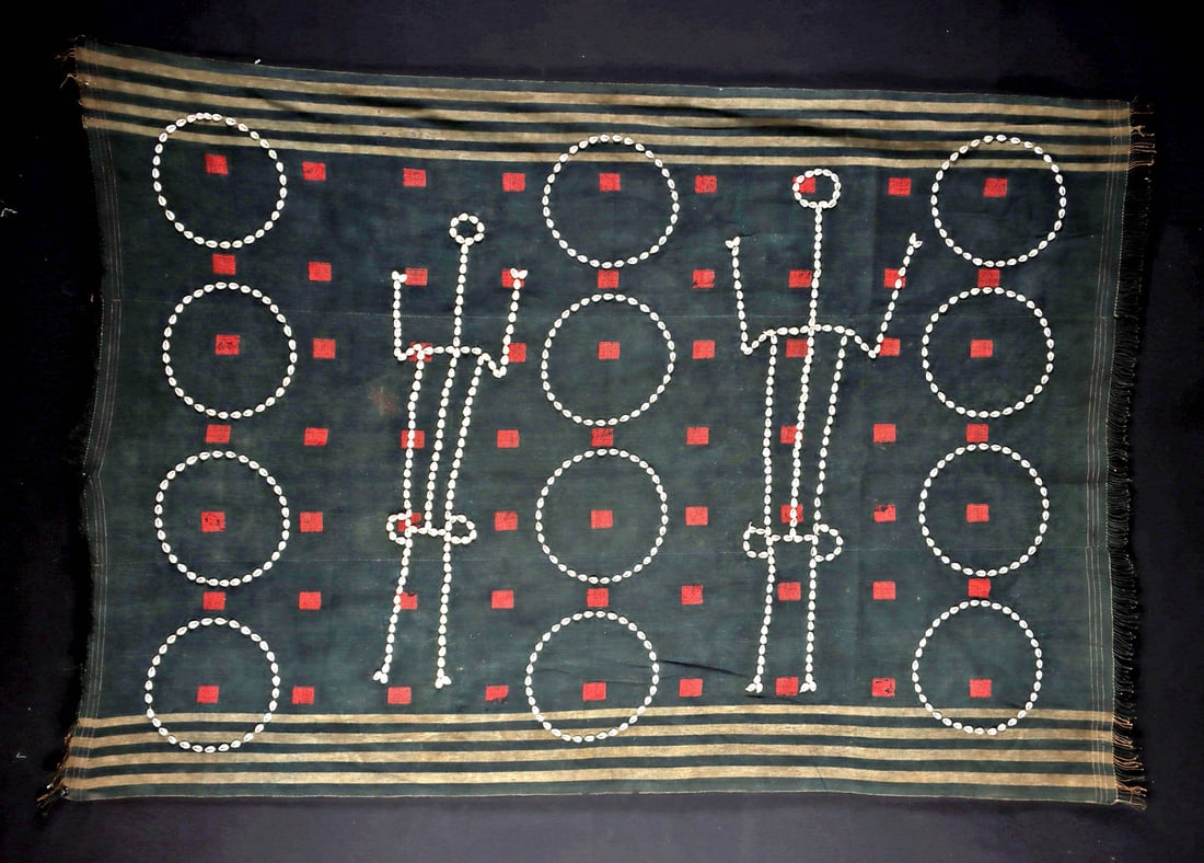 Chang Naga Warrior Headhunter Shawl w/ Cowrie Shells (1 of 4)
