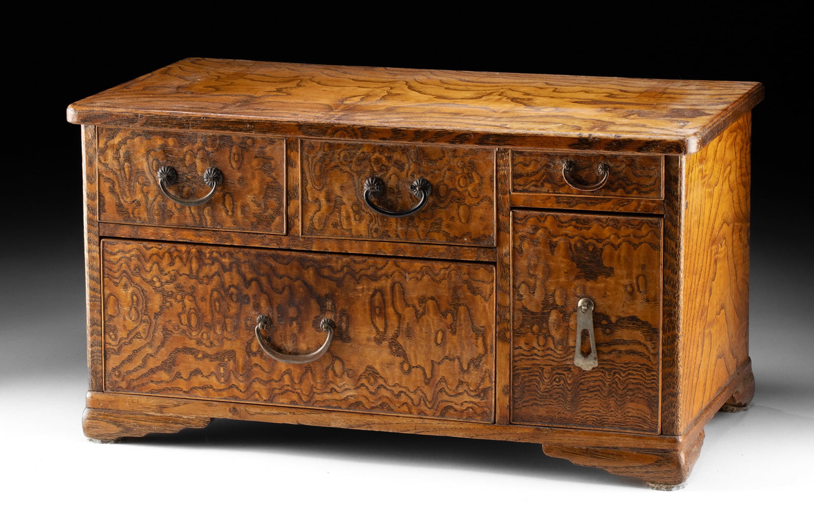 Rare Japanese Meiji / Taisho Tamo Ash Tansu (Storage Box): East Asia, Japan, Late Meiji to Taisho era, ca. 1900s to 1920s CE. A stunning haribako tansu storage box crafted from highly prized Tamo ash (Fraxinus mandshurica), renowned for its strength, durabili