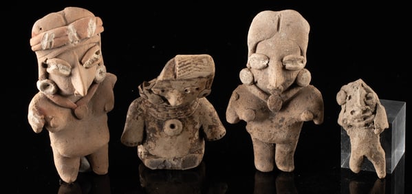 4 Ancient Chupicuaro Pottery Nude Lady Figurines