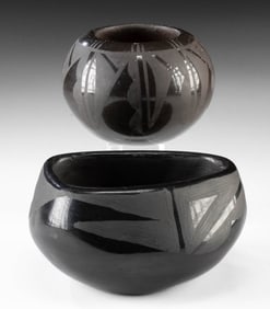Group of 2 Santa Clara Pueblo Blackware Jars