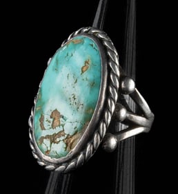 Elegant Navajo Silvers Ring w/ Turquoise