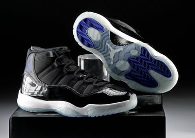 Nike Air Jordan 11 Retro "Space Jam" NEW