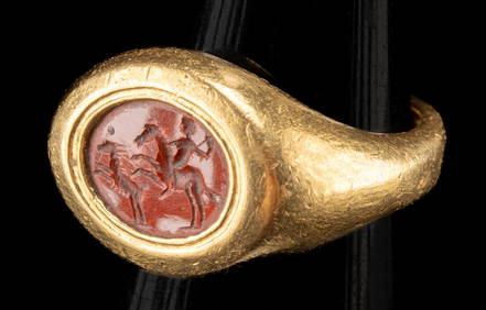 Roman Jasper Intaglio of Hunting Scene in Gold Ring (1 of 3)