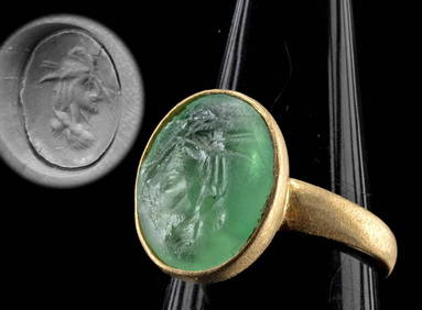 Roman Green Calcite Intaglio of Gryllus in Gold Ring (1 of 4)