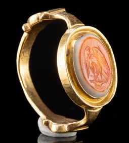 Roman Gold Ring w/ Banded Agate Intaglio of Eagle
