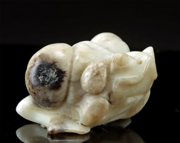 Chinese White Jade Carving Stylized Crouching Toad