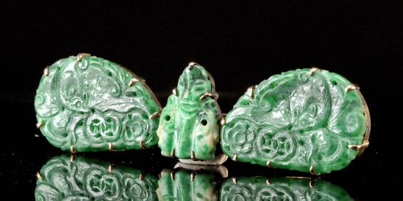 1920s Chinese Carved Jade Mounted in 13K+ Gold Brooch