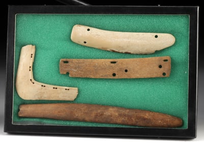 Pre-Contact Thule to Inuit Worked Bone Artifacts