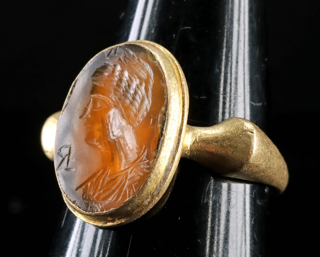 1st C. Roman Glass Intaglio Lady (in 18K+ Gold Ring) (1 of 3)