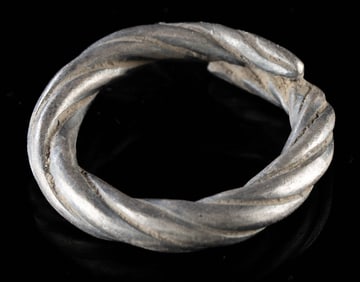 Wearable Viking Silver Twisted Ring