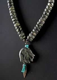 Zuni Pueblo Greenstone Bead Necklace w/ Bear Pendant