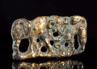 Chinese Ordos Gilt Bronze Buckle Fighting Quadrupeds
