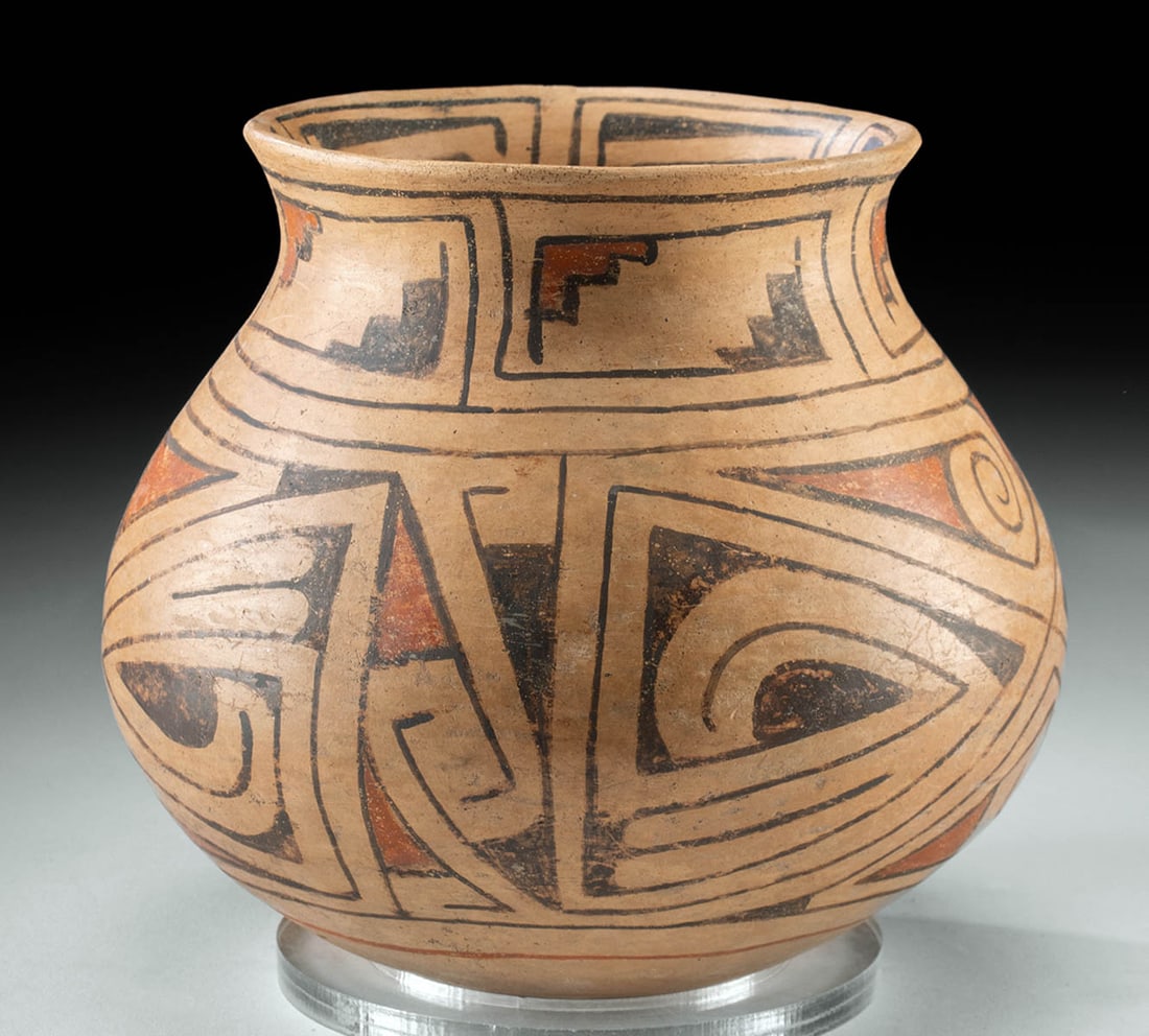 Casas Grandes Ramos Polychrome Olla (1 of 3)