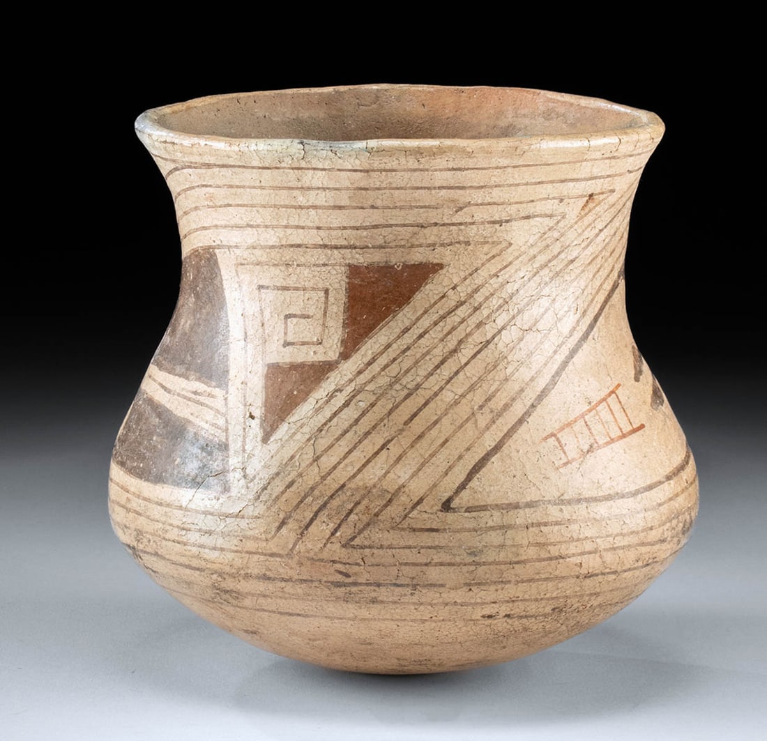Ancient Casas Grandes Polychrome Pottery Jar (1 of 3)