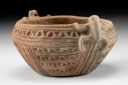 Quimbaya Incised Pottery Bowl w/ Relief Frogs