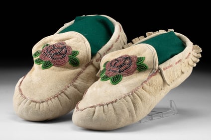 Early 20th C. Anishinaabe Beaded Women's Moccasins