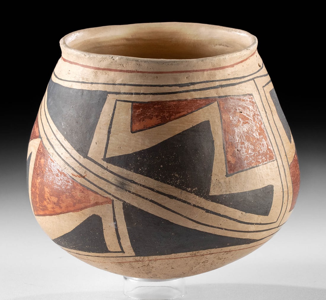 Casas Grandes Ramos Polychrome Vessel (1 of 3)