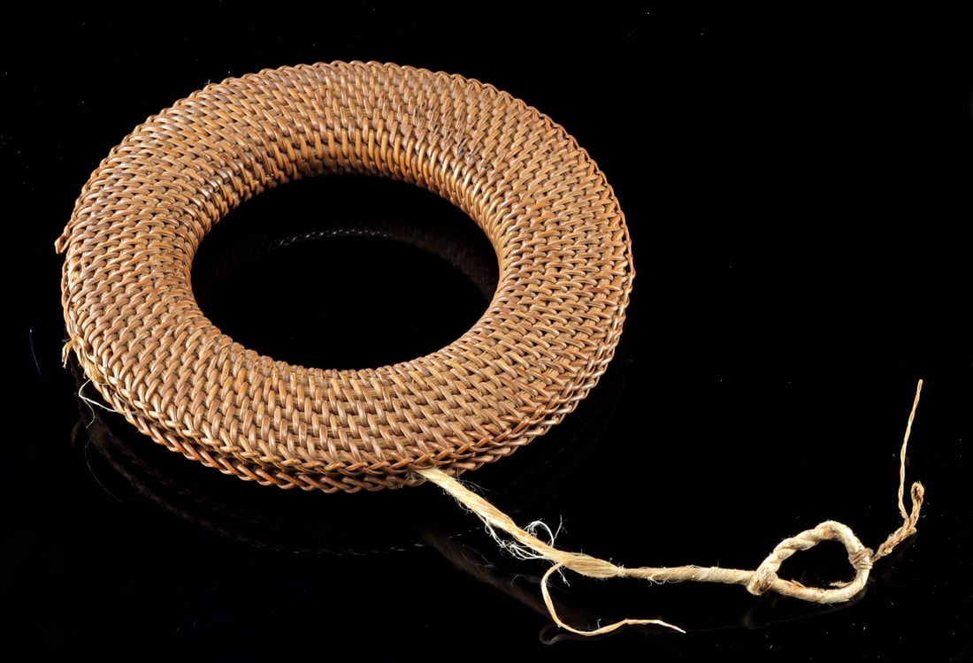 Japanese Woven Archery Tsurumaki, Bow String Holder (1 of 3)